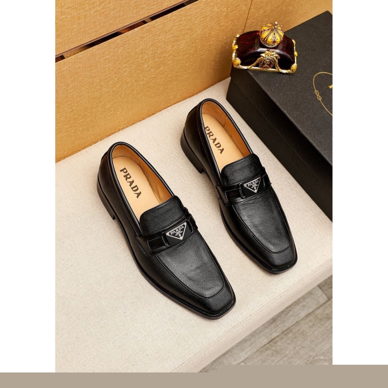 Pra*a leather shoes